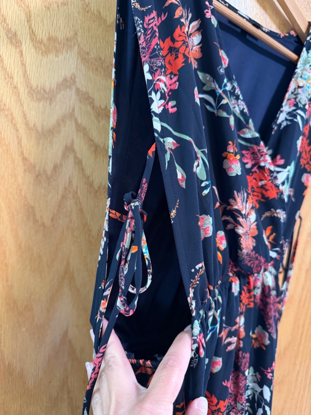 Lulu's Navy and floral dress - Picture 3 of 7